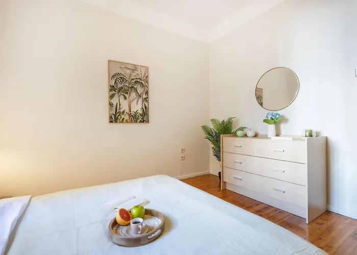 3br With Balcony * סלוניקי